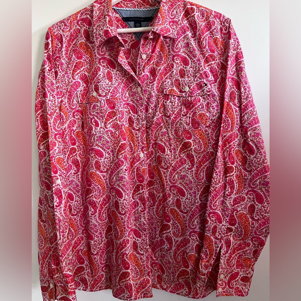 Tommy Hilfiger Women's Blouse Size XL Red/Pink Floral Classic Fit Long Sleeve